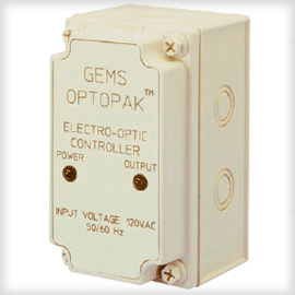 Controles Opto-Pak (Fuente de Alimentación para sensores Electrópticos + Salida de Relevador SPDT con Caja Nema 4X o Expuesto)